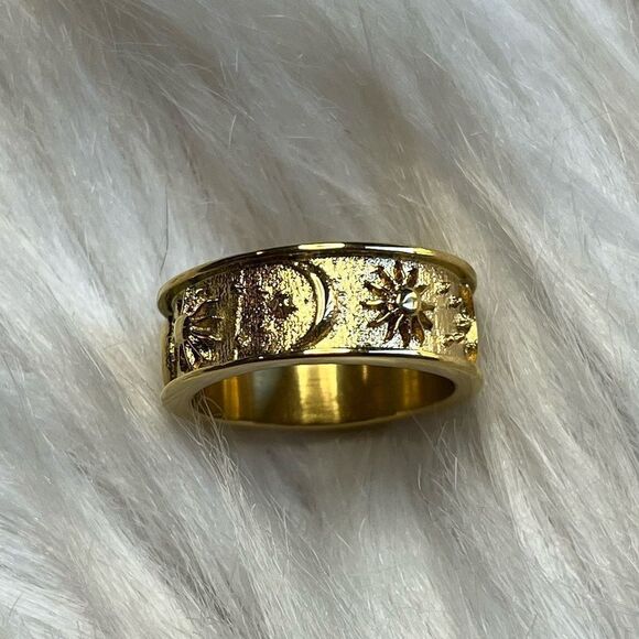Celestial Bohemian wide ring Gold Size 4.5 - Picture 2 of 4